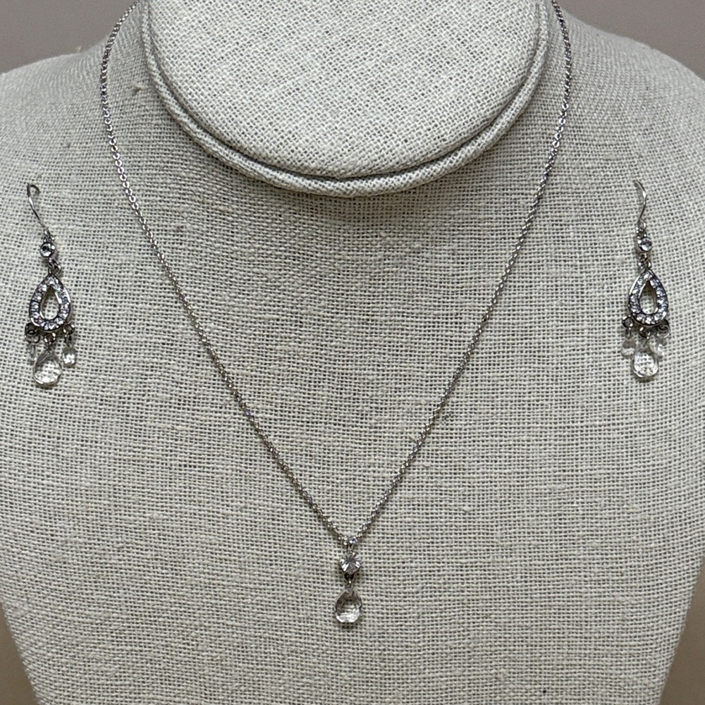 Monet classic vintage crystal teardrop Elegant Silver Necklace and Earring Set